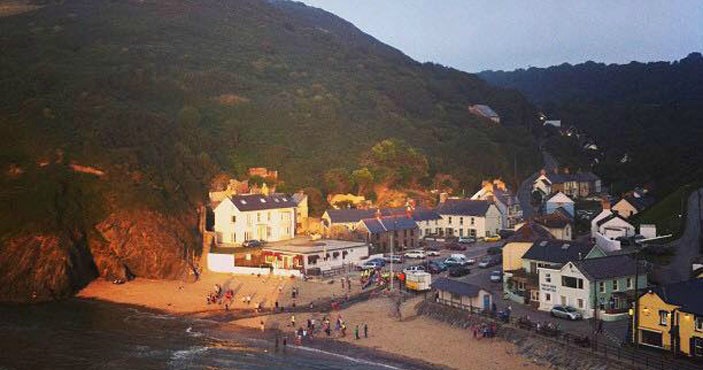 Places to Stay Llangrannog, Llangrannog Cottages, Beach Breaks Wales